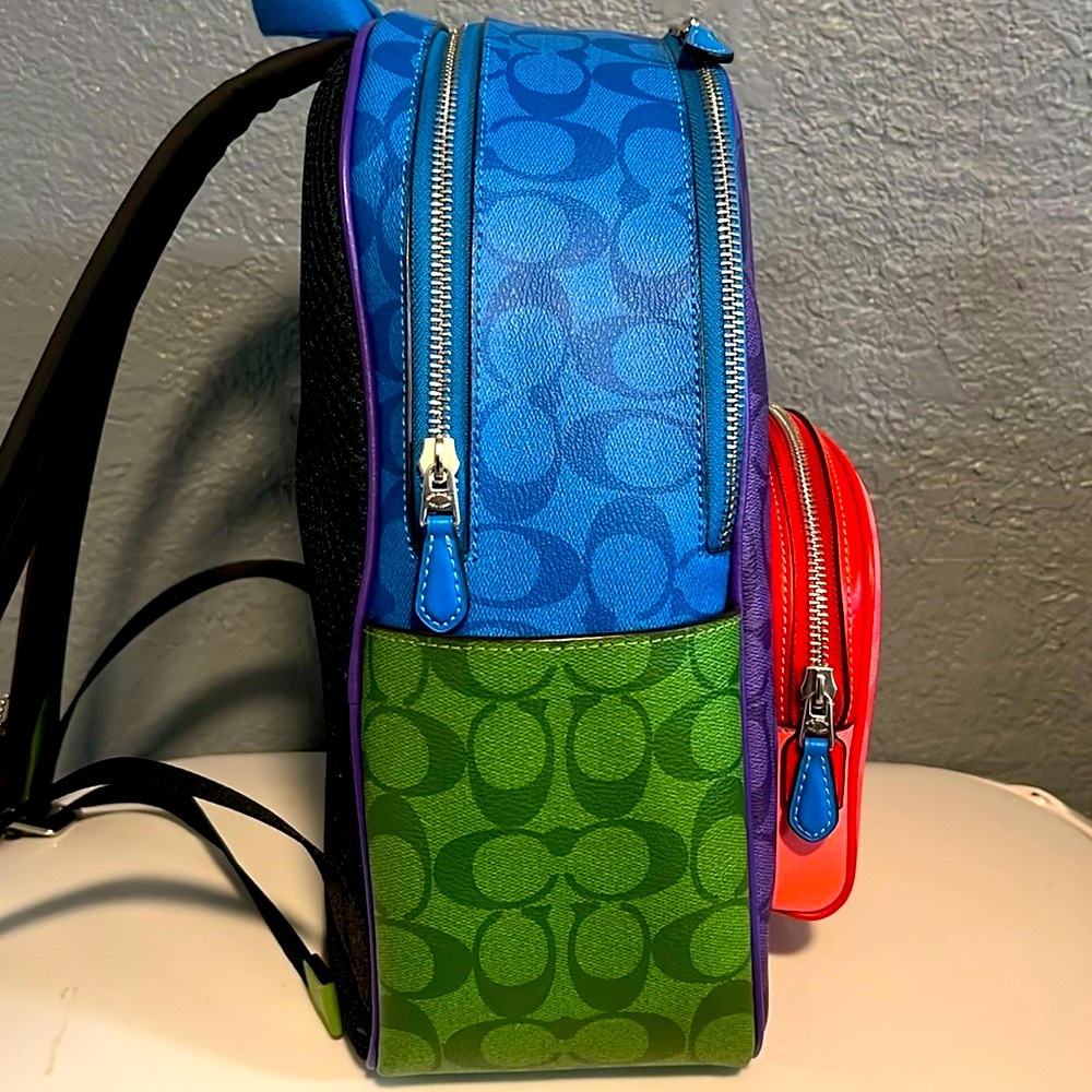 🌈 COACH RARE Court Backpack In Blocked Signature Canvas Colorblock MINT!! 💜💙💚💖 - Picture 5 of 17